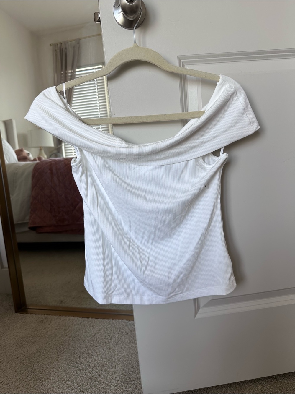Express Fitted Ribbed Off The Shoulder Overlay Top L